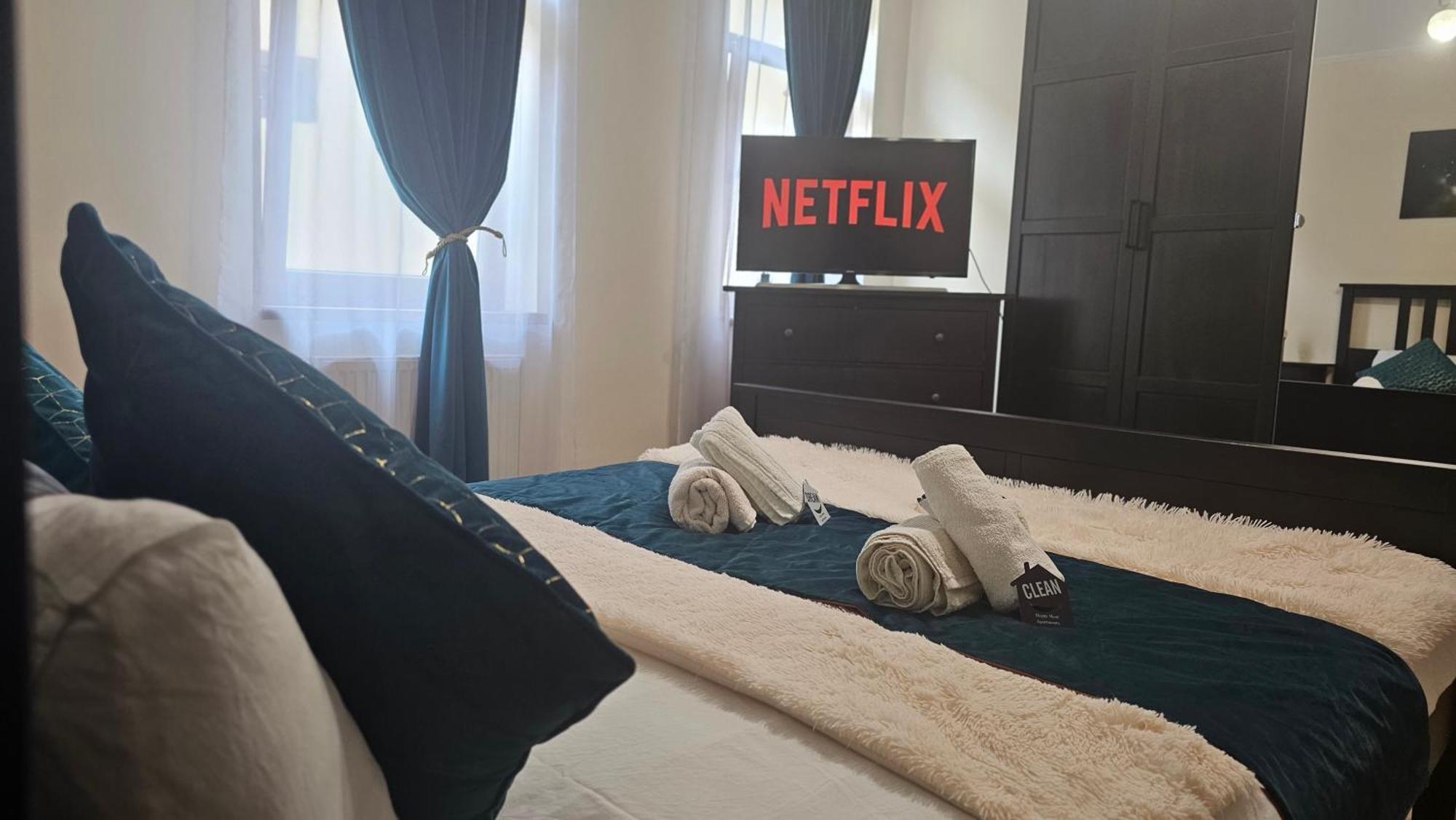 Happy Mood Apartment 5 Brasov Ngoại thất bức ảnh
