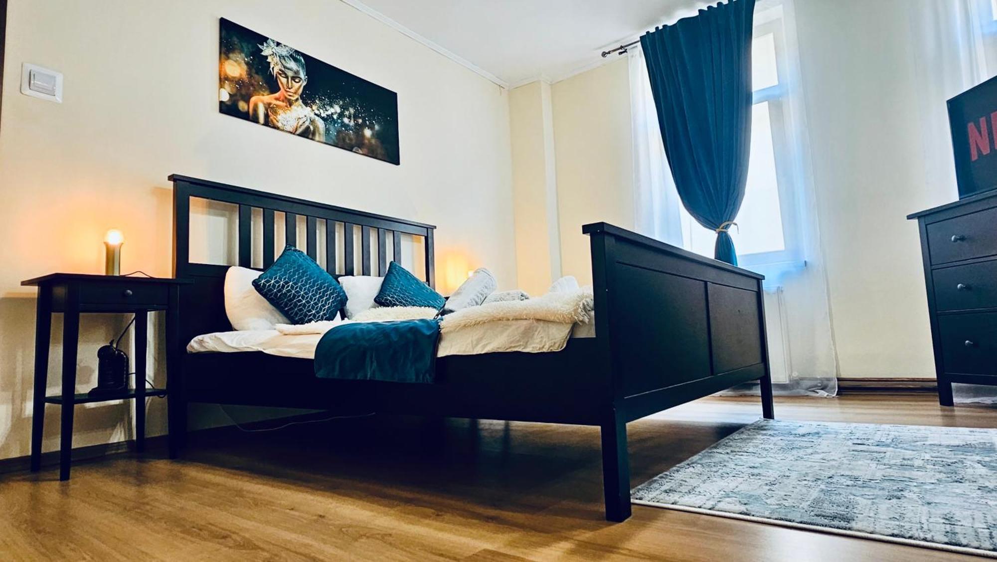 Happy Mood Apartment 5 Brasov Ngoại thất bức ảnh